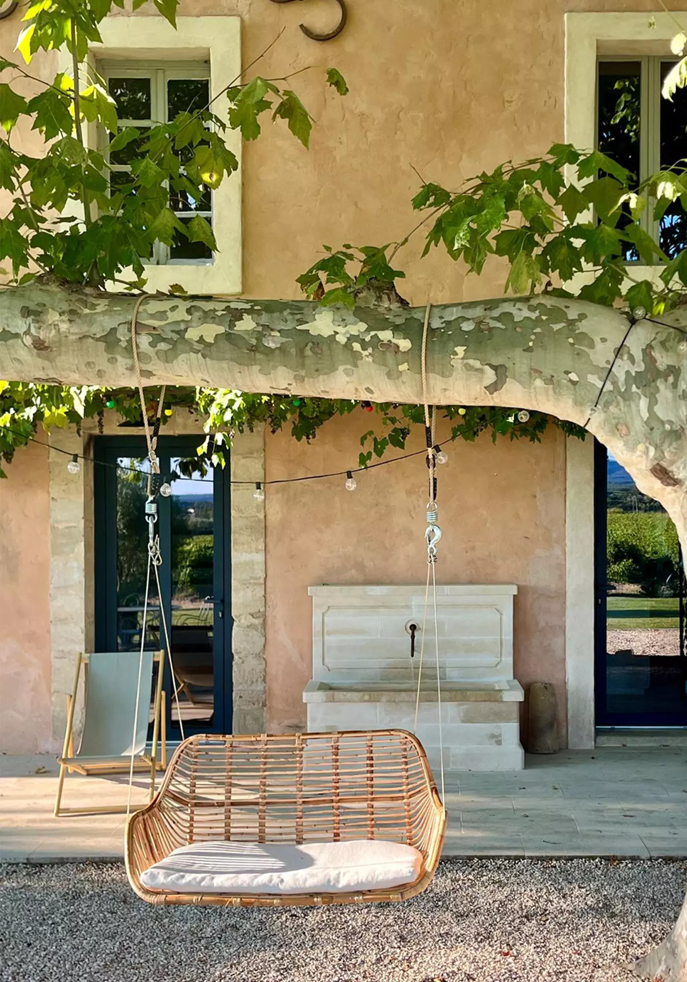 Relax in the shade of the plane trees