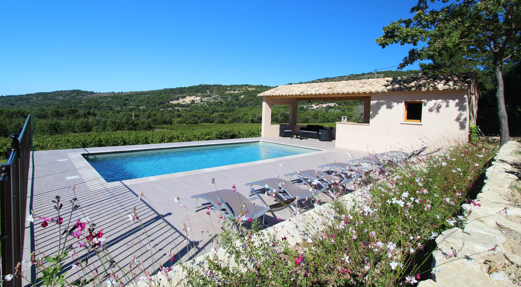 Commanding view over the surrounding countryside