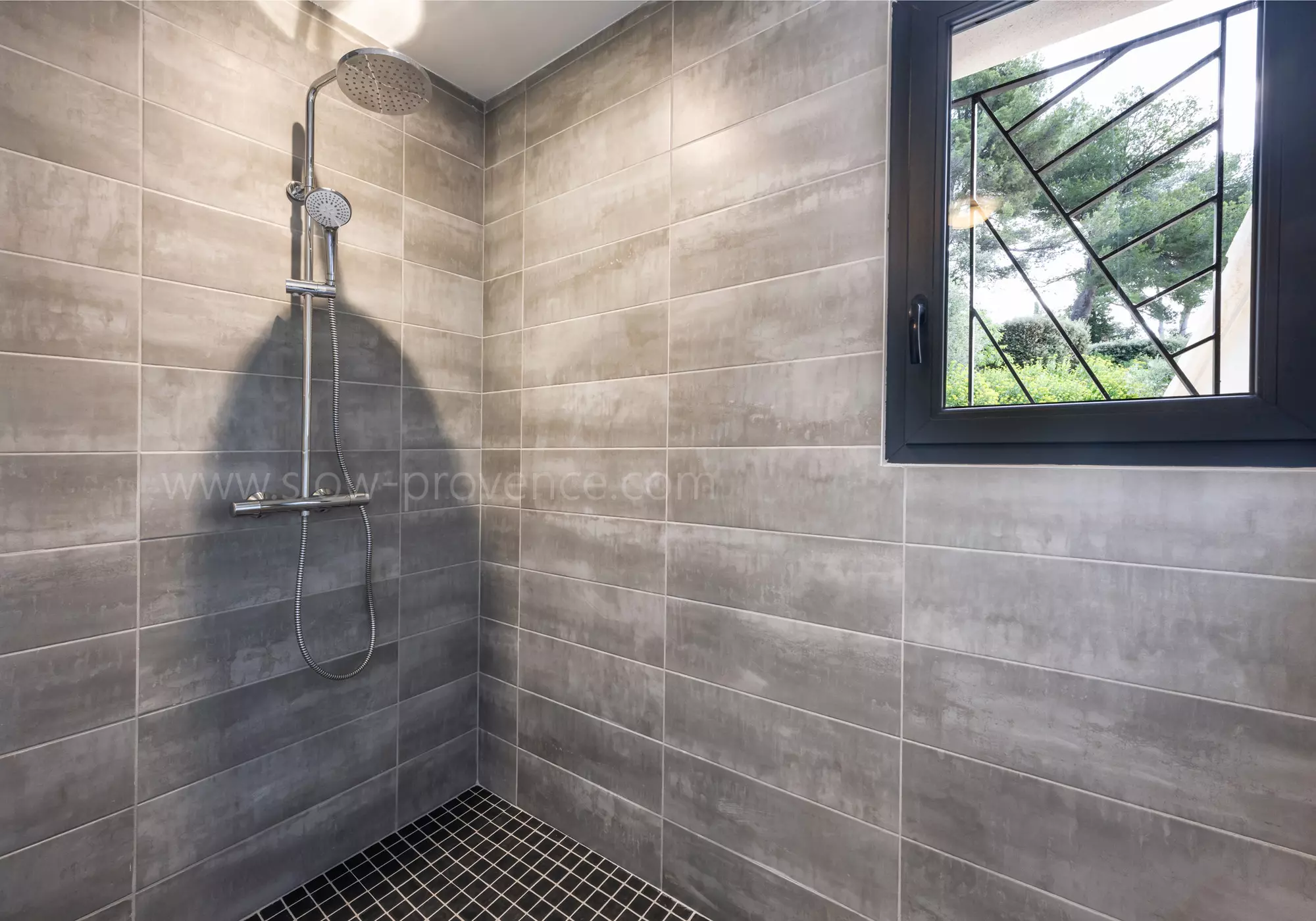 Walk-in shower