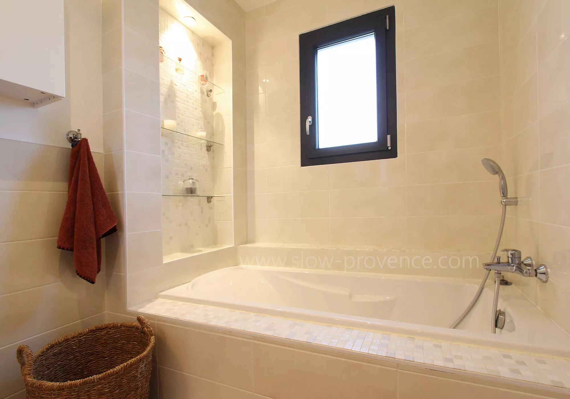 Bathtub in the shared bathroom