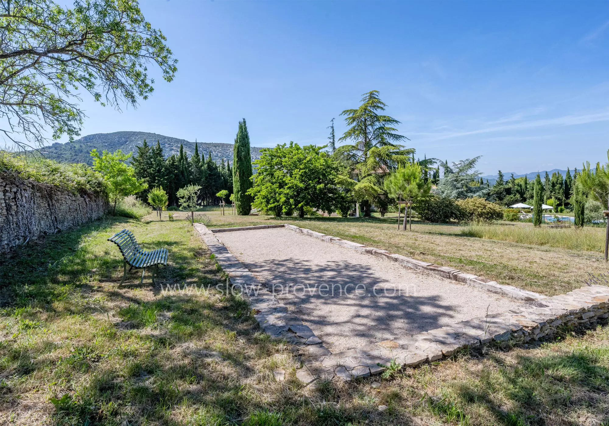 Petanque court