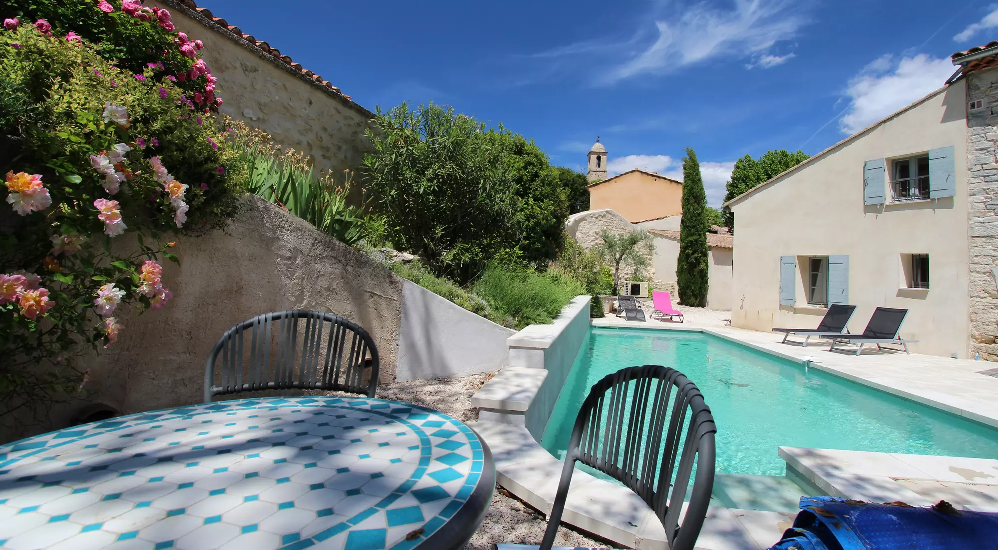 Private pool and fenced garden