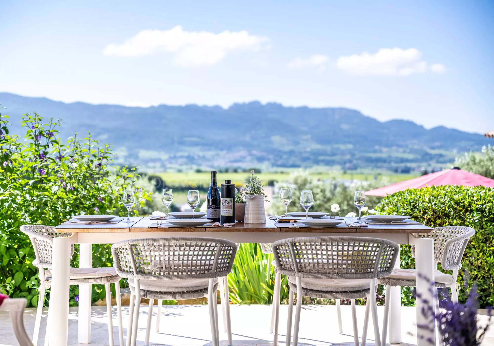 A covered terrace to enjoy the view by any weather