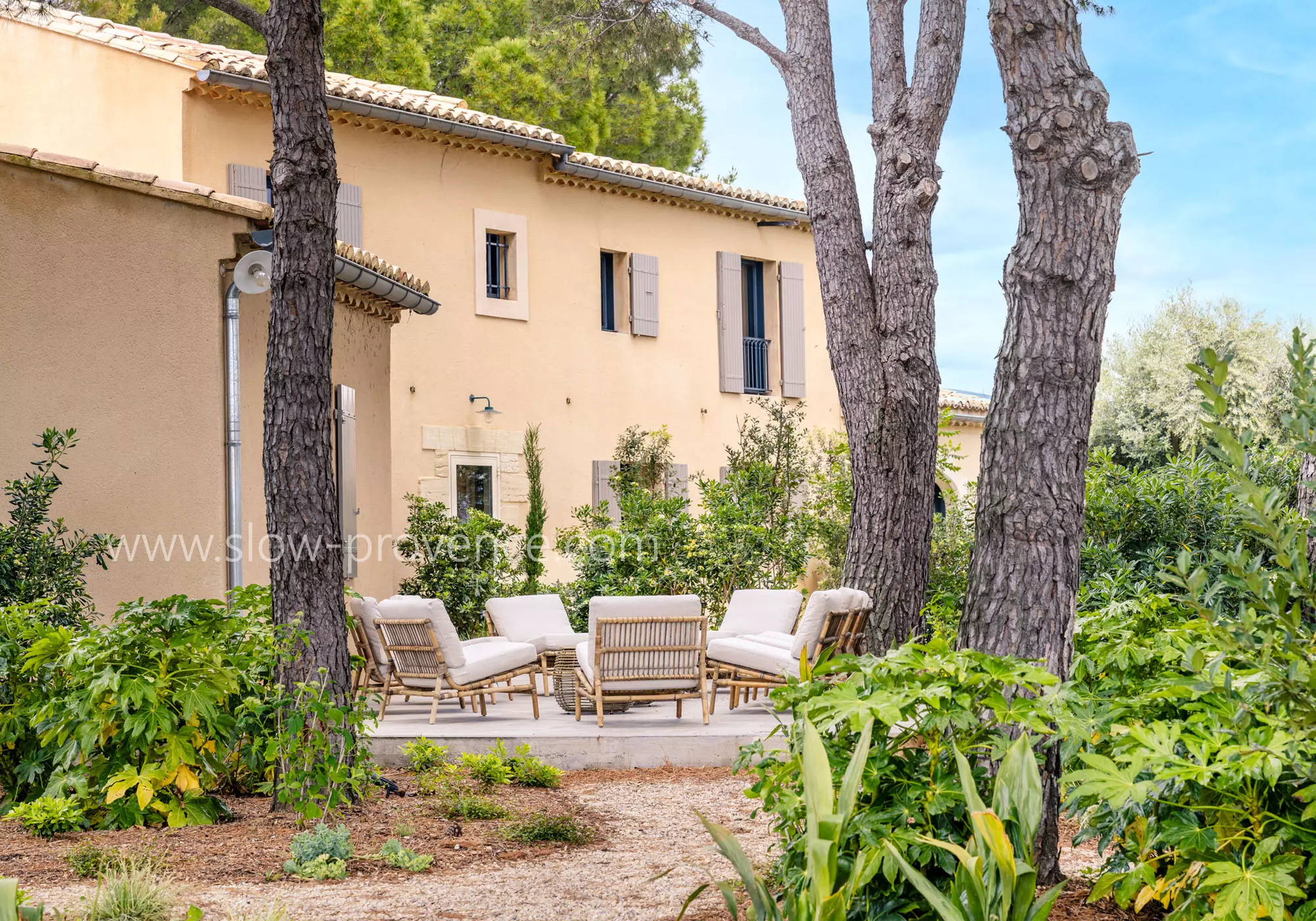 Le salon de jardin pour des apéros en famille ou entre amis