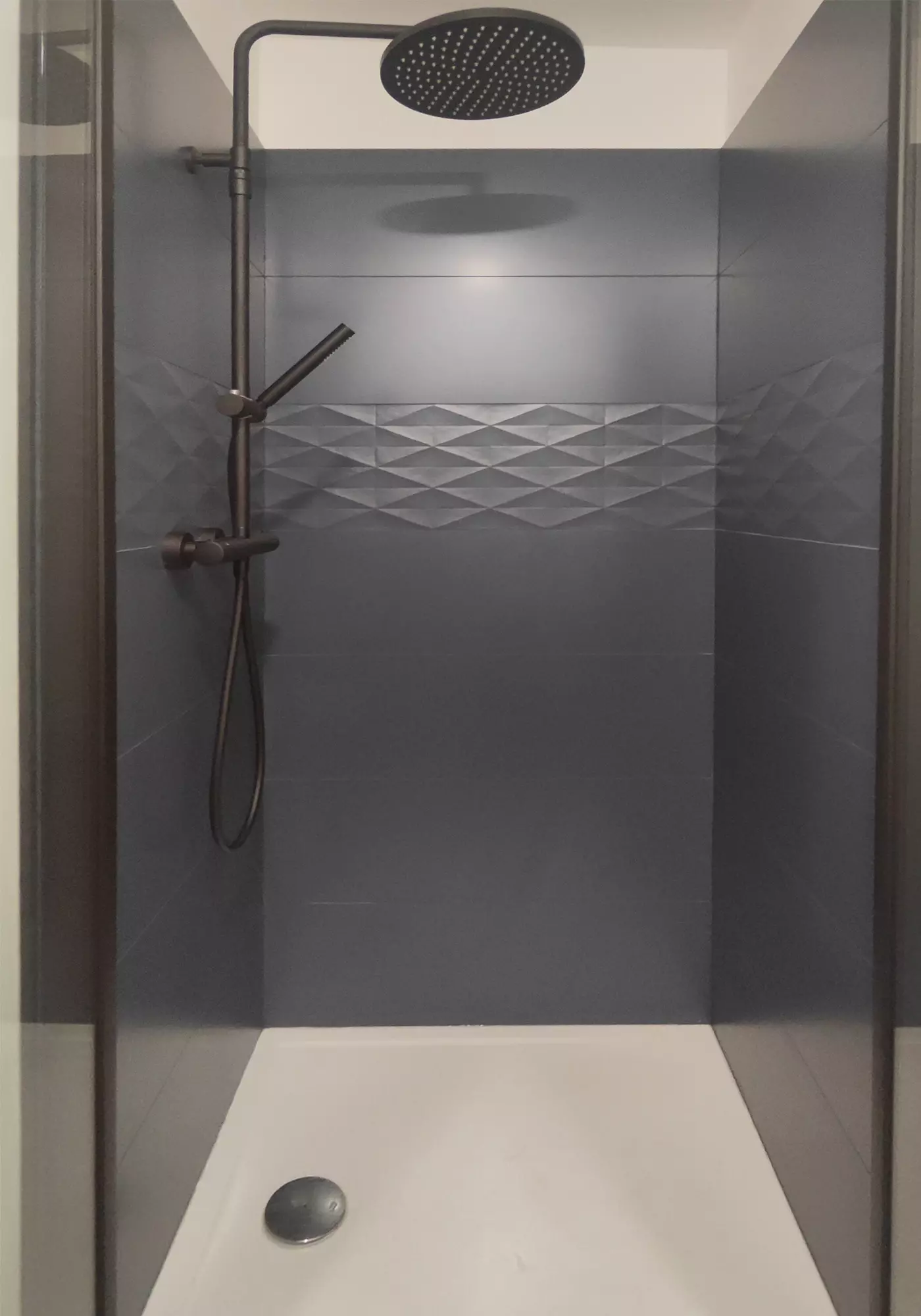 Very comfortable walk-in showers